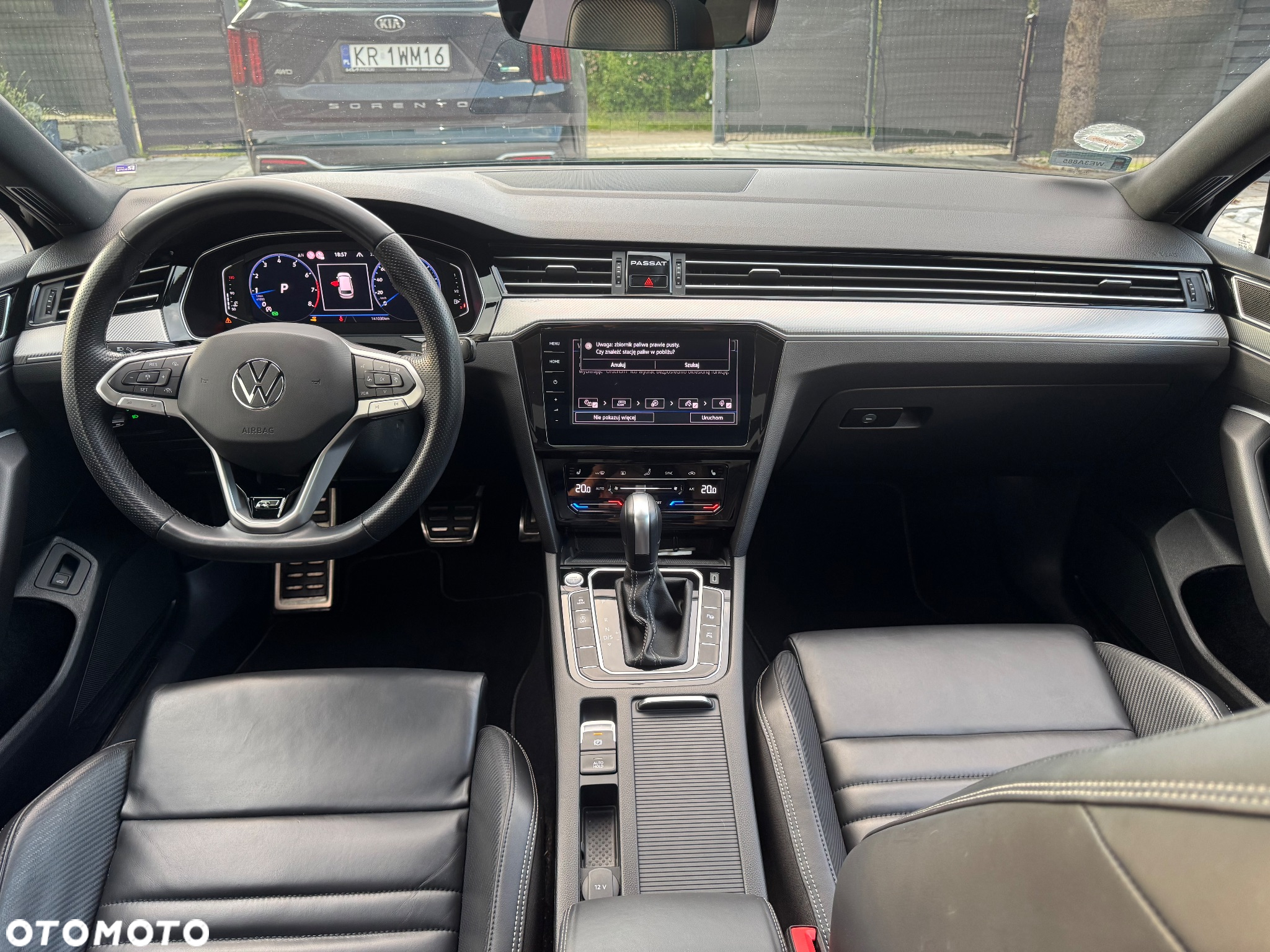 Volkswagen Passat 2.0 TSI Elegance DSG - 28