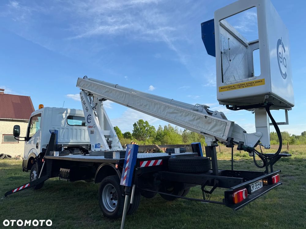 Nissan CABSTAR - 7