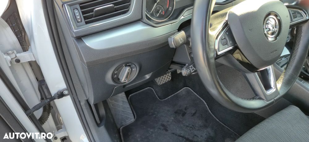 Skoda Superb 2.0 TDI DSG 4X4 Style - 10