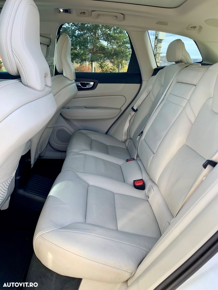 Volvo XC 60 T8 Twin Engine AWD Inscription - 15