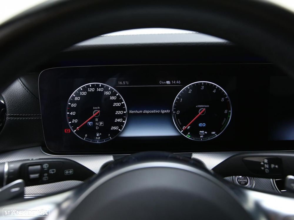 Mercedes-Benz E 300 de AMG Line - 27