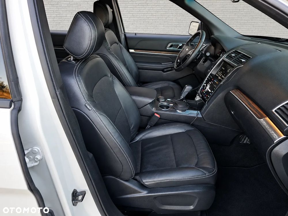 Ford Explorer - 9
