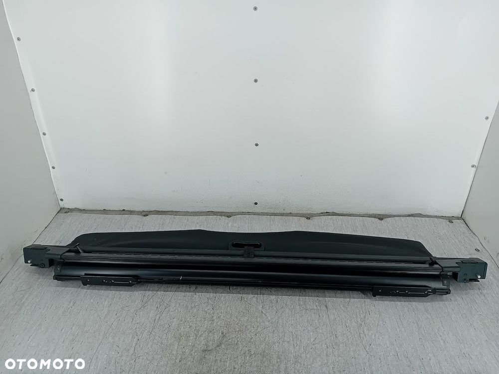 ROLETA BAGAŻNIKA  BMW E61 KOMBI - 1