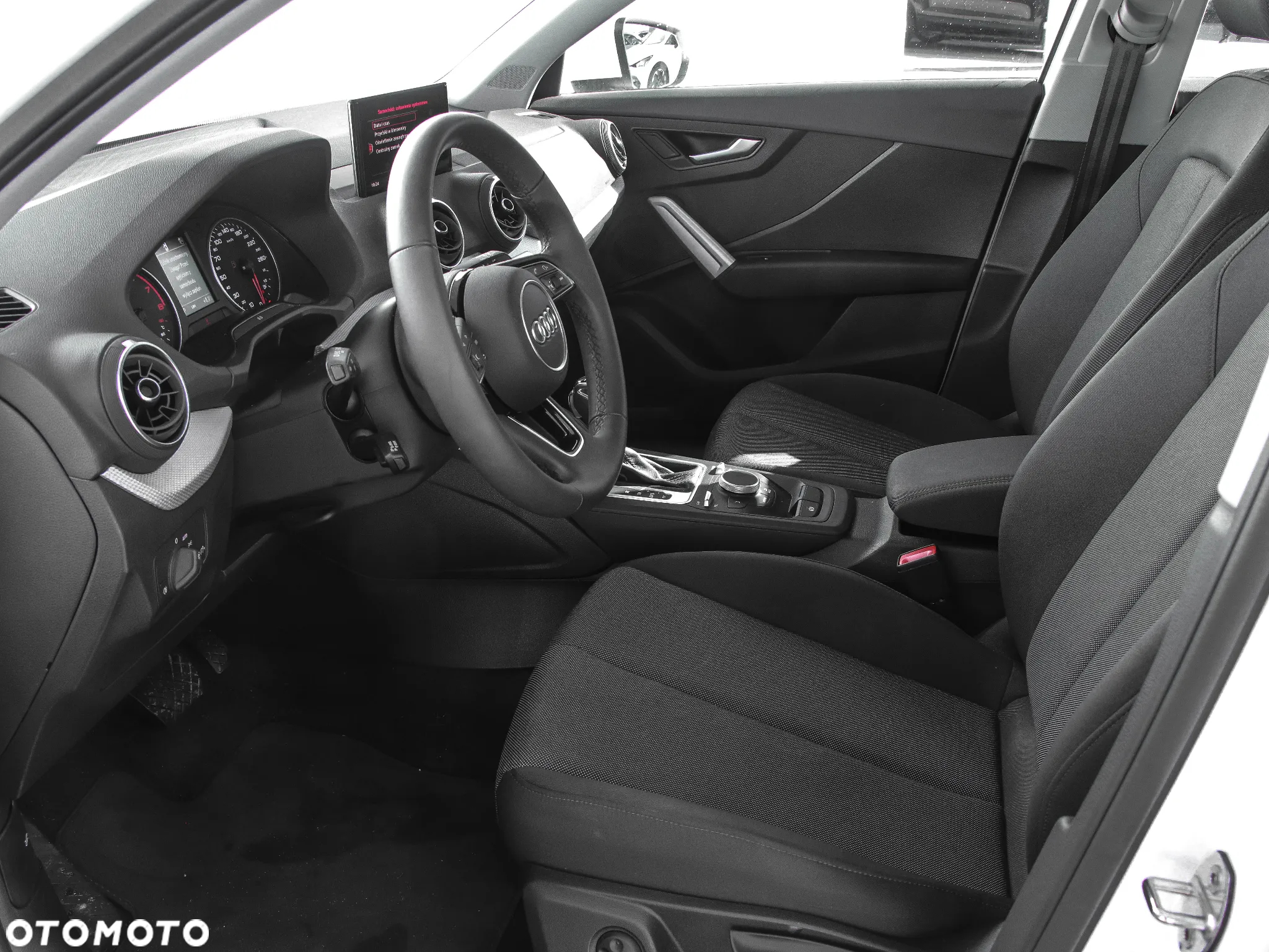 Audi Q2 35 TFSI S tronic - 11