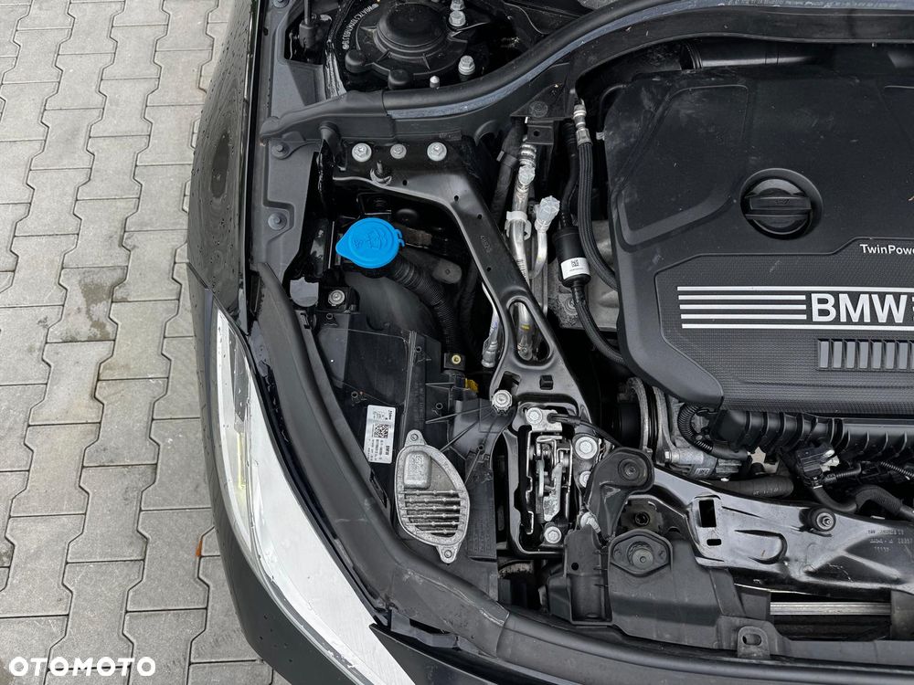 BMW Seria 1 118i GPF Sport Line Shadow - 31