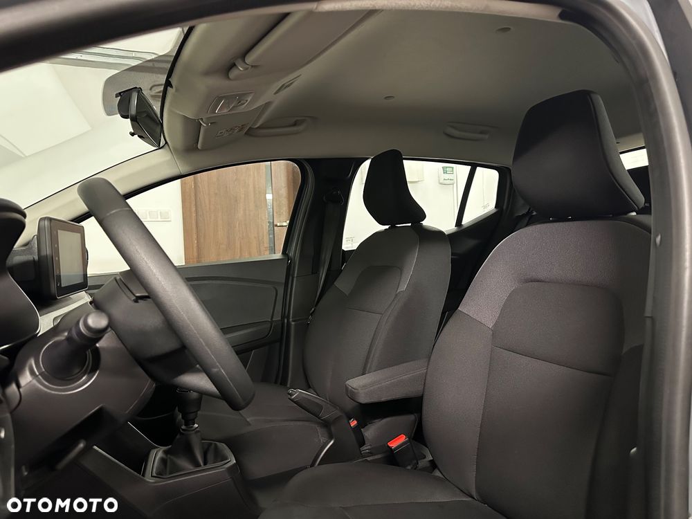 Dacia Sandero SCe 65 Essential - 14