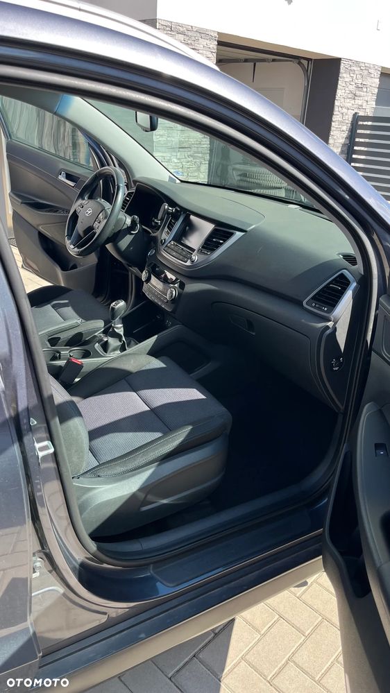 Hyundai Tucson 2.0 CRDI 2WD Style - 10