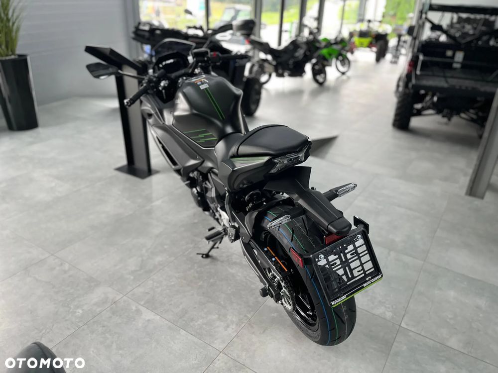 Kawasaki Z 650 - 10