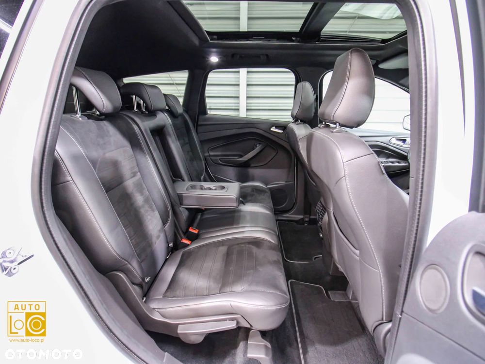 Ford Kuga 2.0 TDCi 4x4 ST-Line - 11