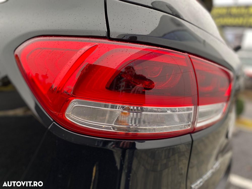 Kia Sorento 2.2 DSL 6AT 4x4 Cosmo - 26