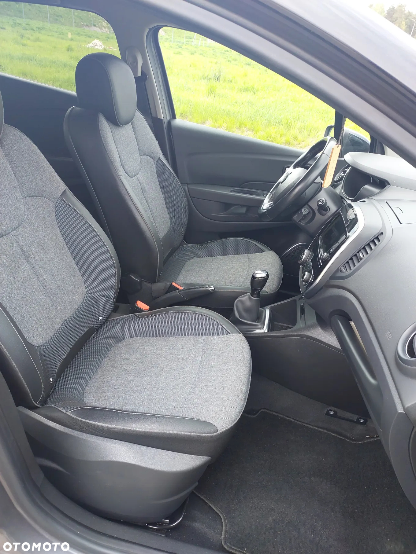 Renault Captur 0.9 Energy TCe Intens - 12