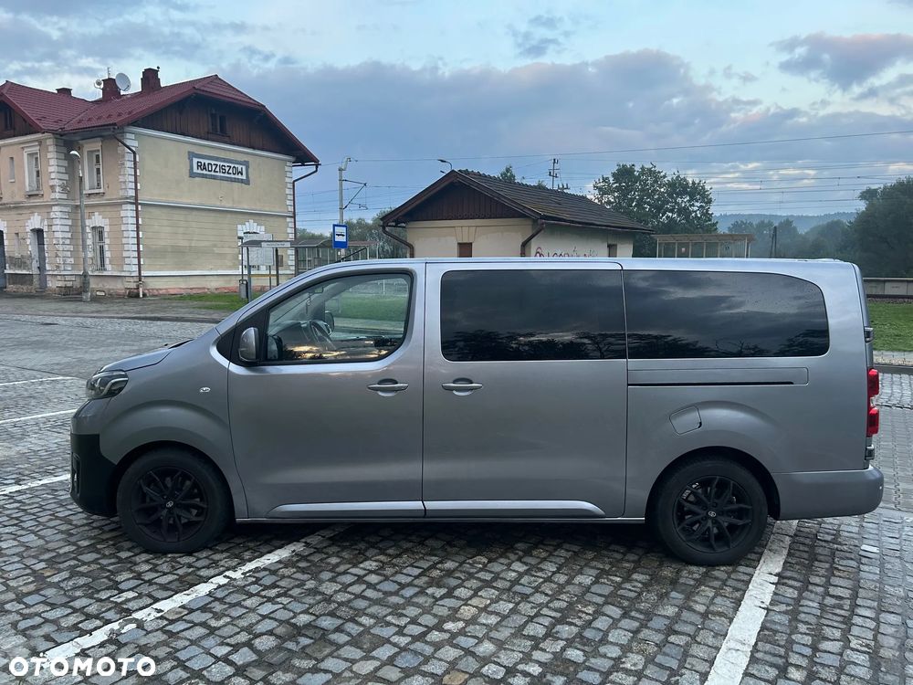 Toyota ProAce Kombi 2.0 D-4D Long 2,8t - 4