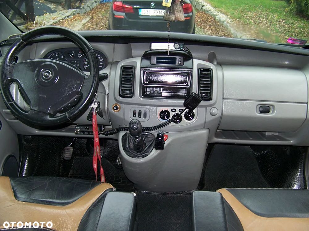 Opel VIVARO - 26