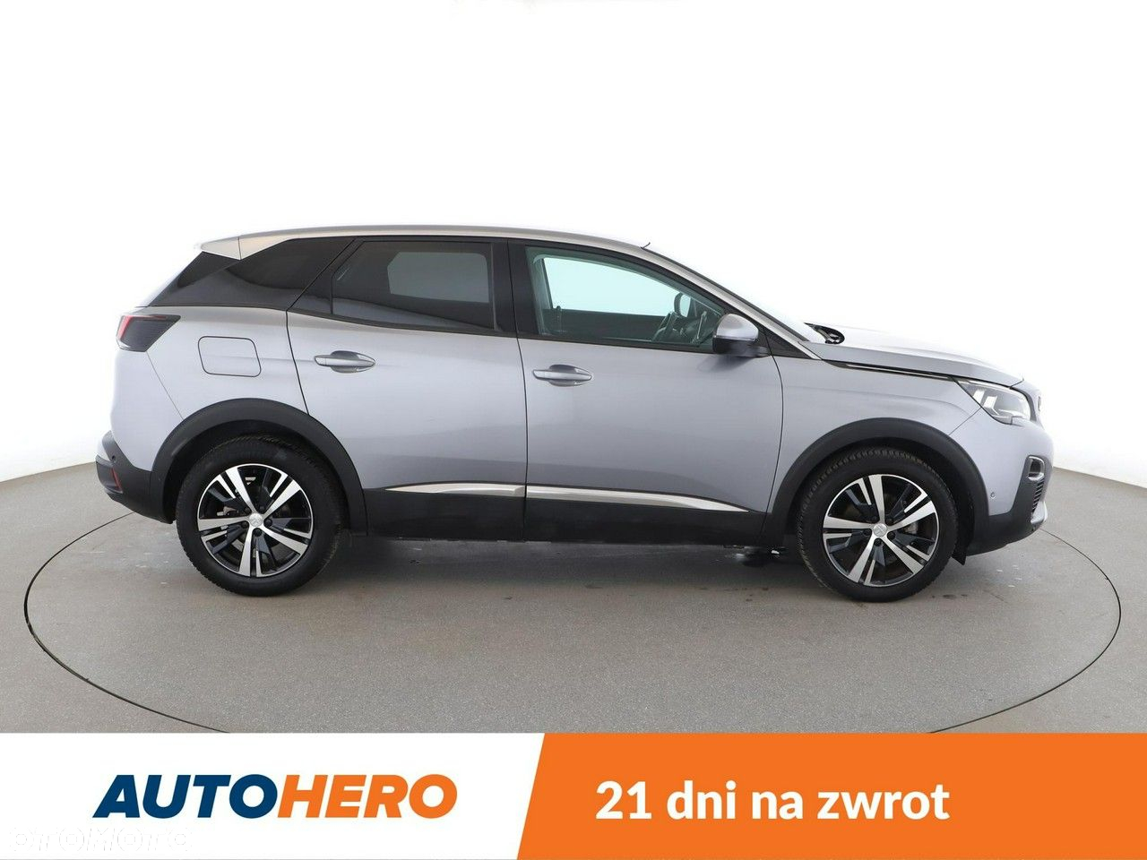 Peugeot 3008 1.2 PureTech Allure S&S - 9