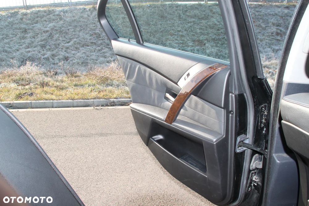 BMW Seria 5 - 18