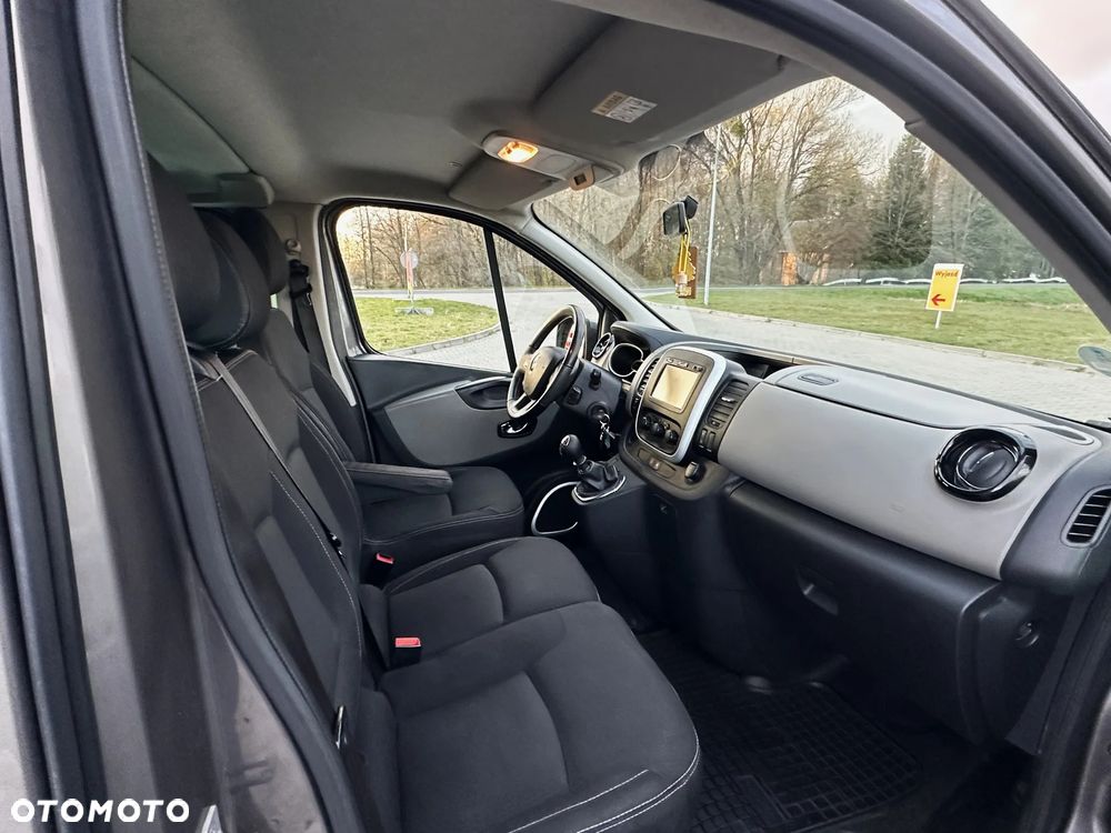 Renault Trafic Grand Passenger 3,0t Pack Clim - 23