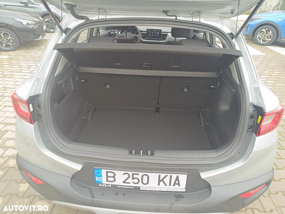 Kia Stonic 1.2 MPI 5MT Urban - 19