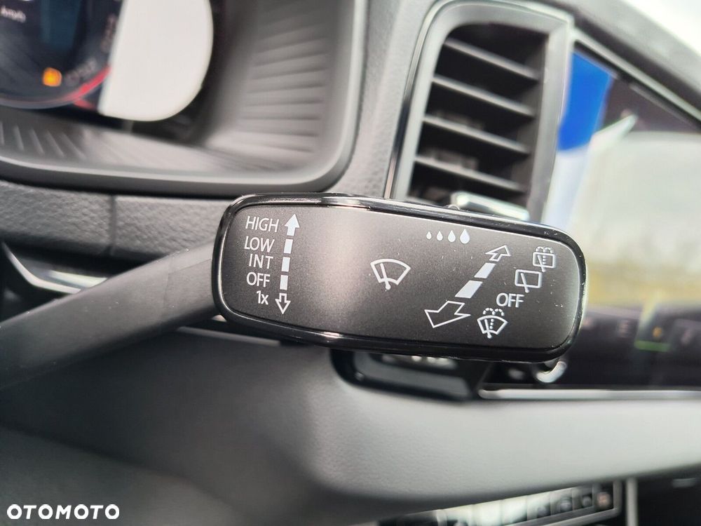 Skoda Karoq 2.0 TSI 4x4 Sportline DSG - 28