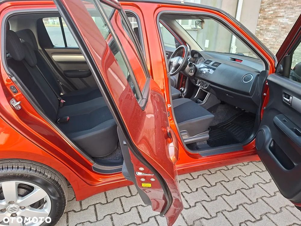 Suzuki Swift 1.3 Comfort - 27