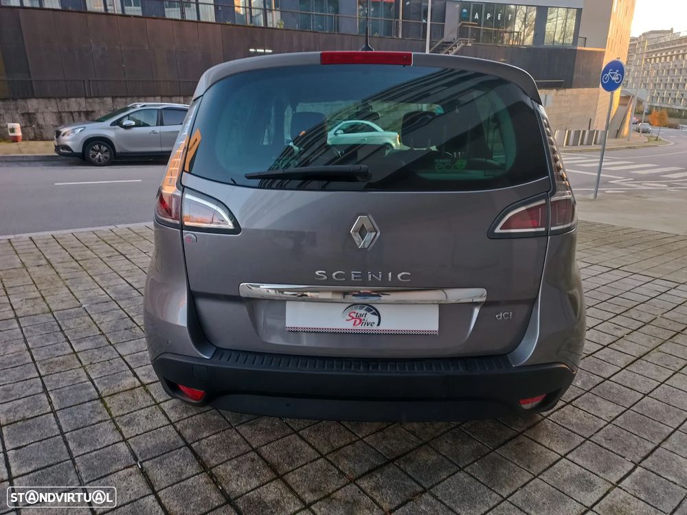 Renault Scénic 1.5 dCi Bose Edition SS - 9