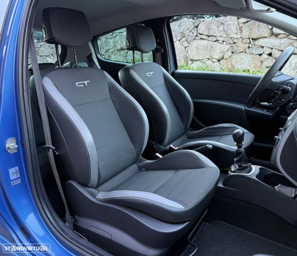 Renault Clio 1.6 16V 130 GT - 21