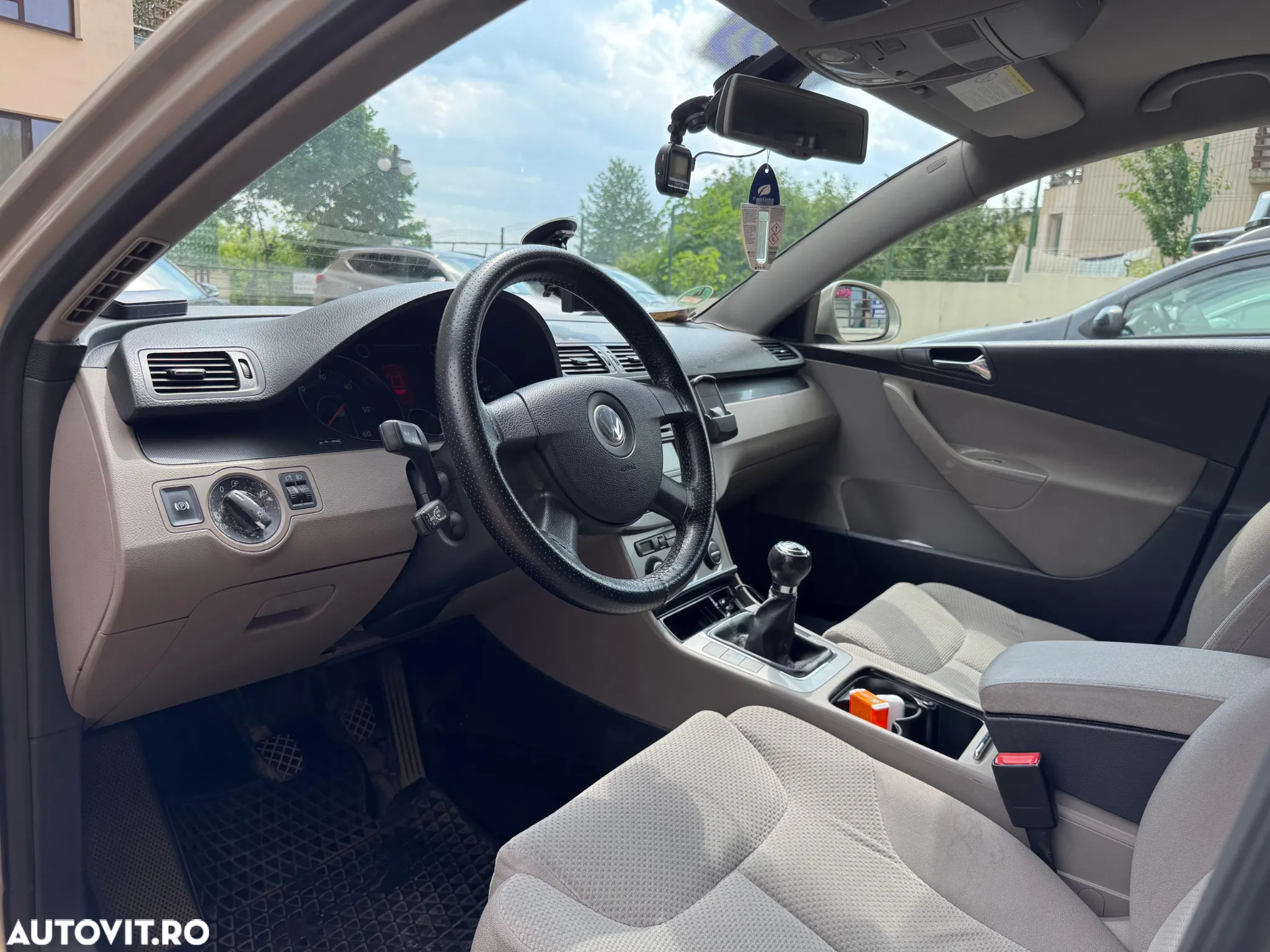 Volkswagen Passat Variant 2.0 TDI Comfortline DPF - 2