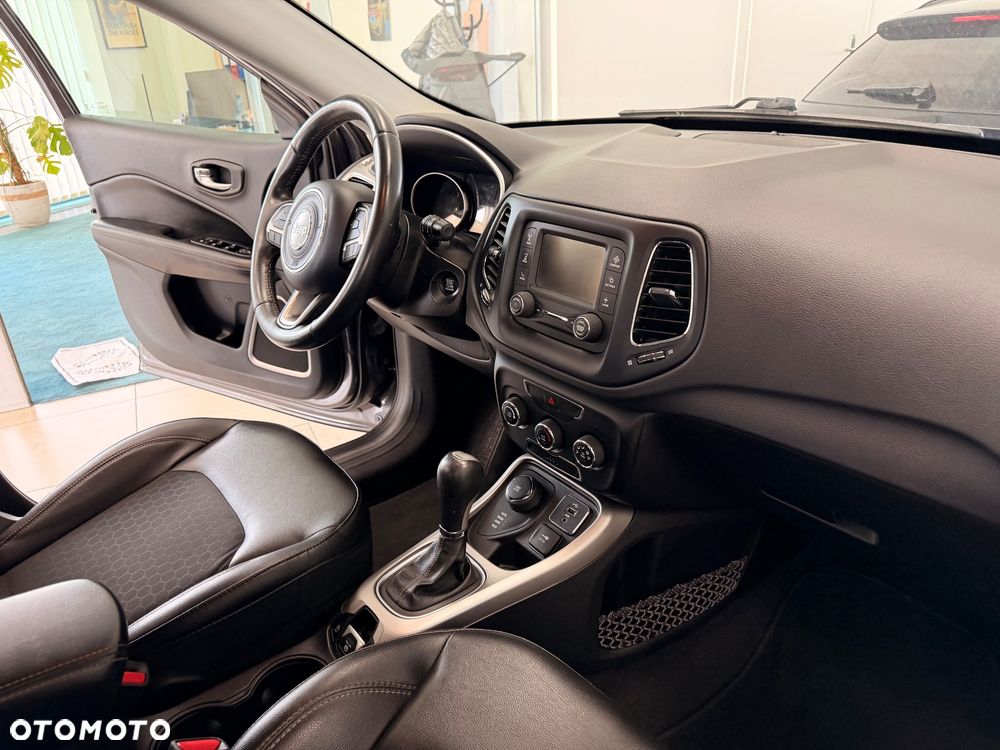 Jeep Compass 2.4I 4x4 CVT Limited - 35