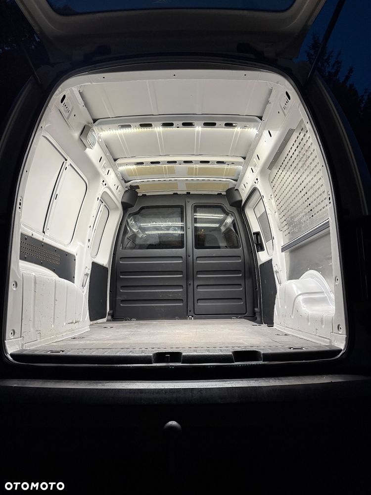 Volkswagen Caddy 2.0 (5-Si.) Maxi - 26