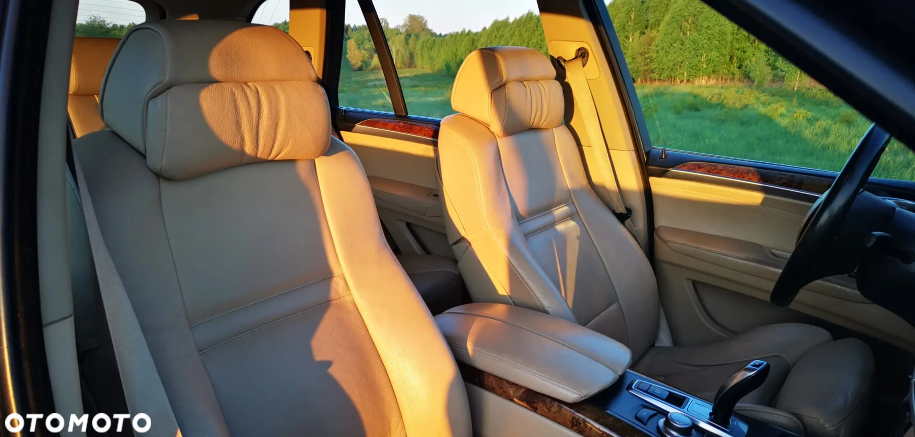 BMW X5 4.8i xDrive - 23