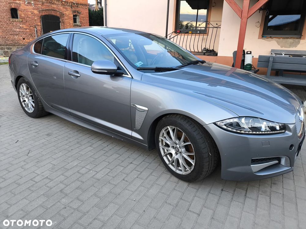 Jaguar XF - 1