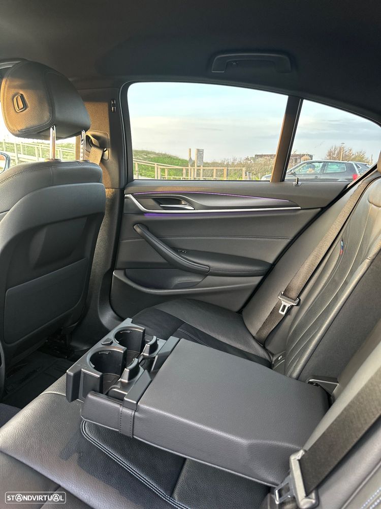 BMW 530 e Pack Desportivo M - 28