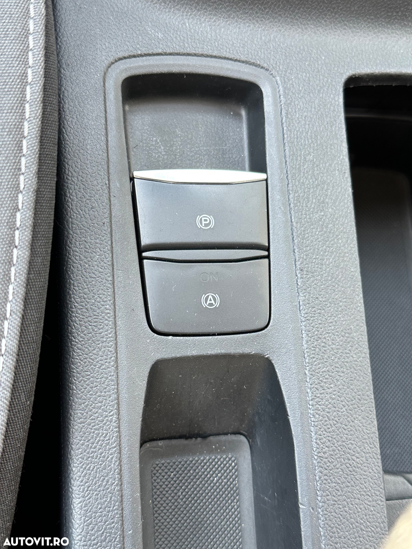 Ford Focus 1.5 EcoBlue Start-Stopp-System TITANIUM DESIGN - 28