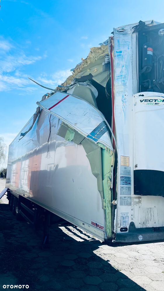 Schmitz Cargobull SKO24 - 4