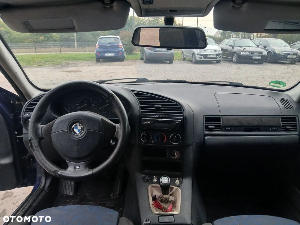 BMW E36 1995 photo 4