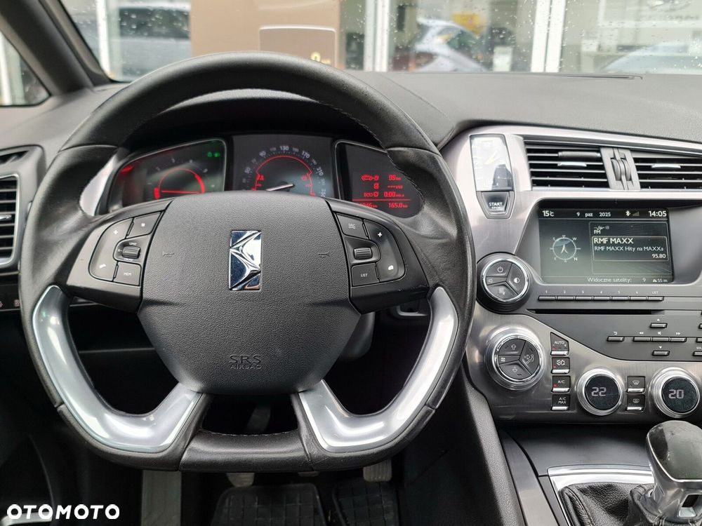 Citroën DS5 1.6 BlueHDi SoChic - 19