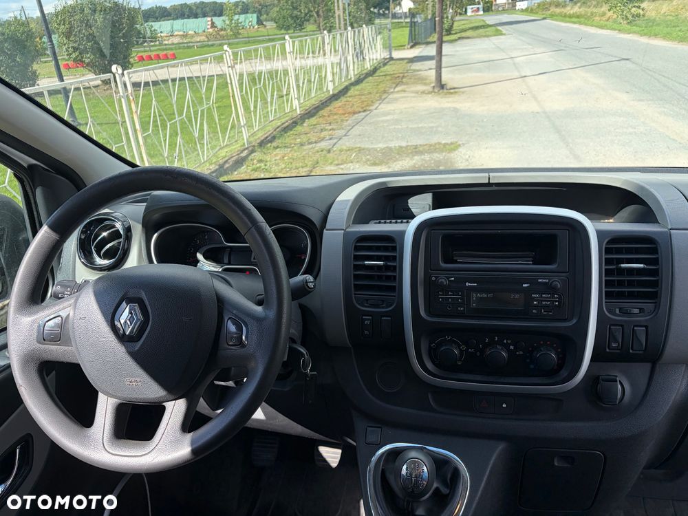 Renault Trafic - 11