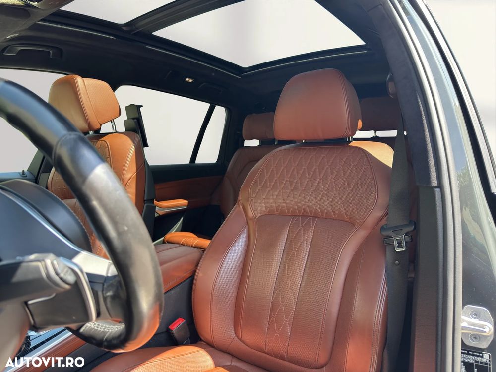 BMW X7 - 12