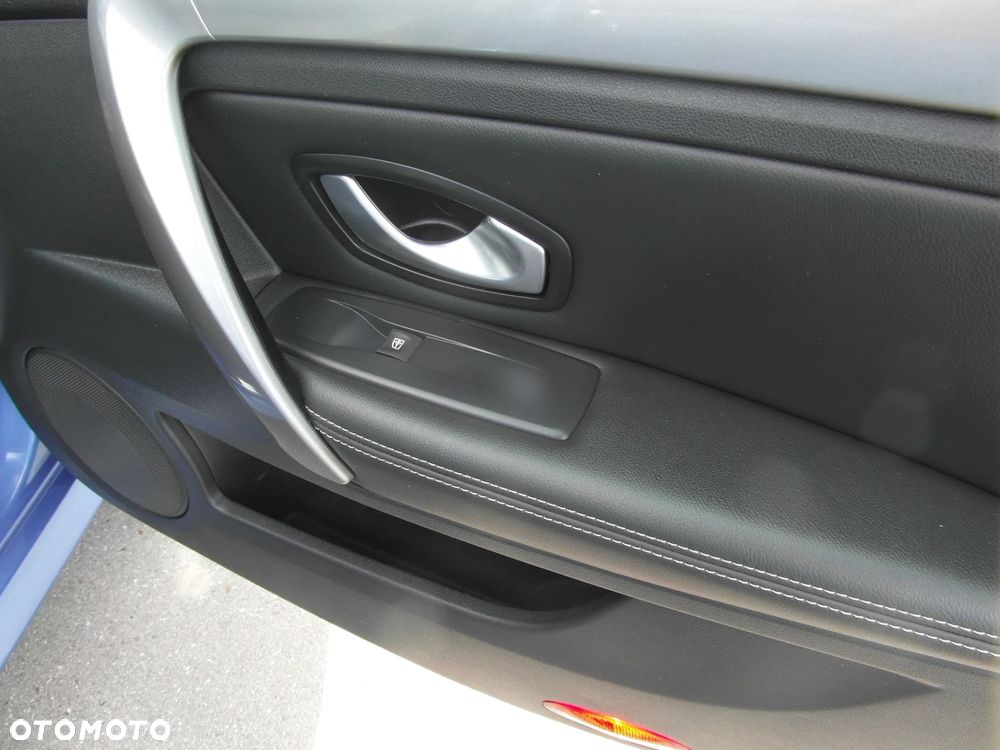 Renault Laguna 2.0 DCi FAP GT - 28