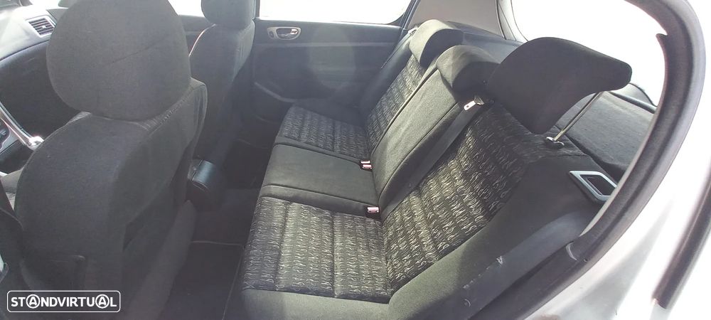 Peugeot 307 1.4 HDi Navtech - 5
