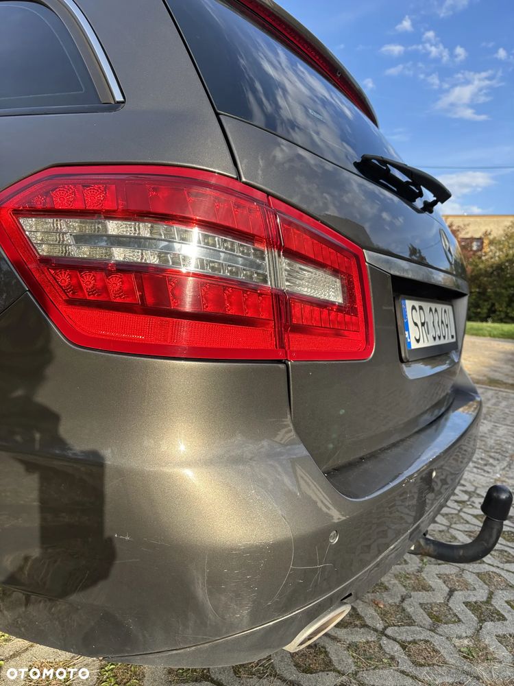 Mercedes-Benz E-Class 2010 photo 4