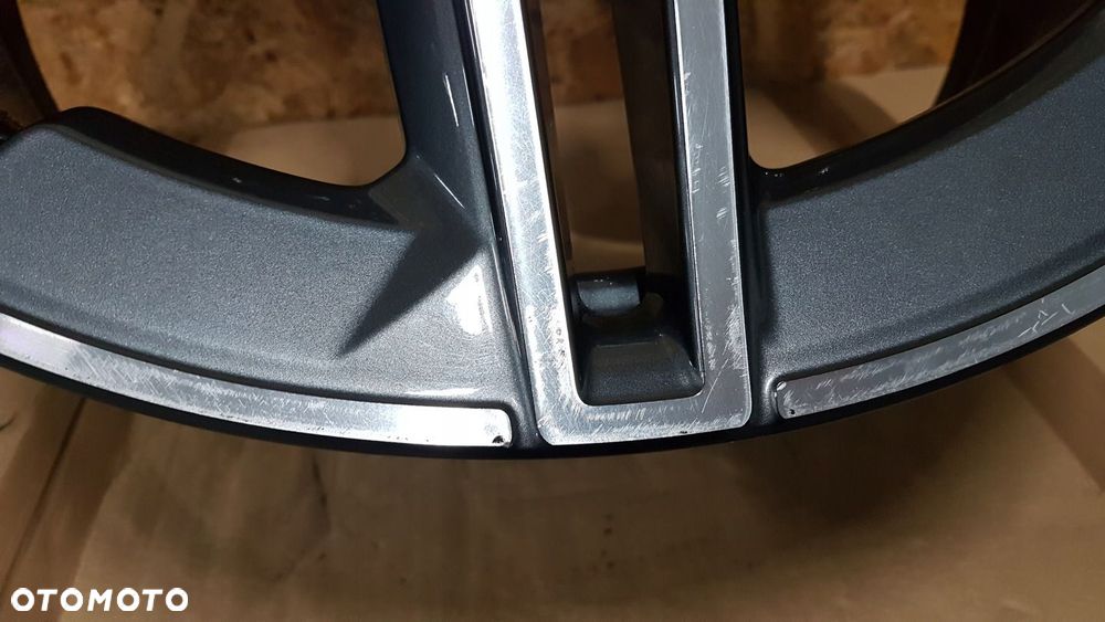 FELGA MERCEDES W253 GLC AMG 9Jx19 ET20 - 9