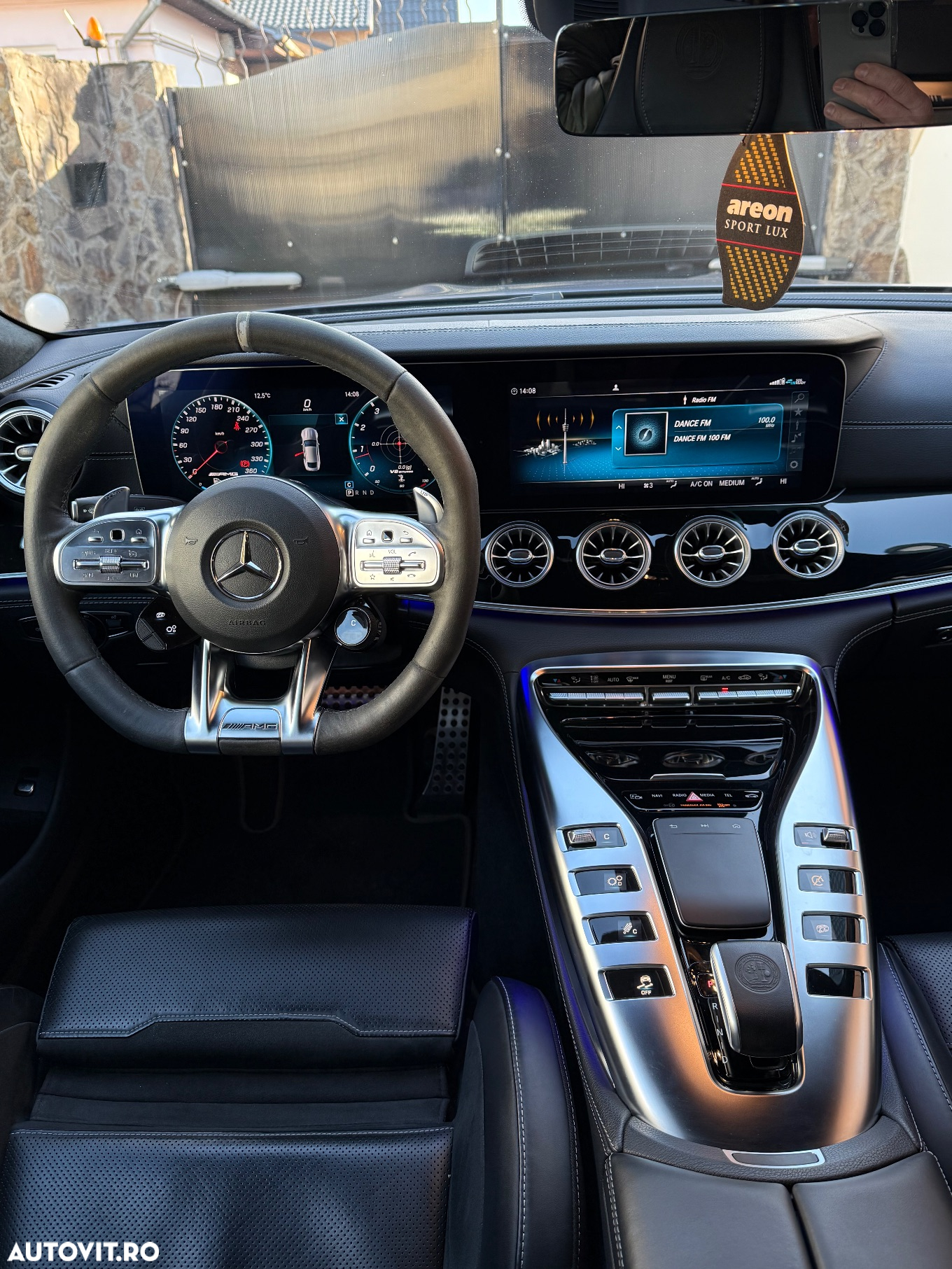 Mercedes-Benz AMG GT-S 63 4MATIC+ - 6