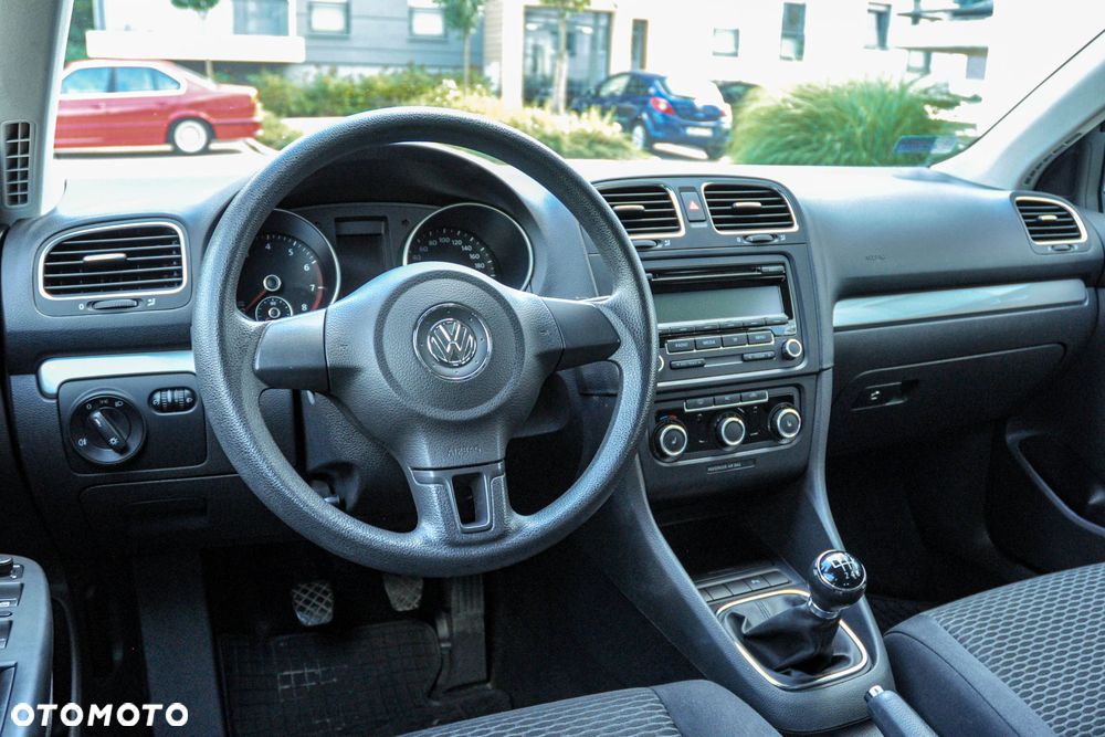 Volkswagen Golf - 9