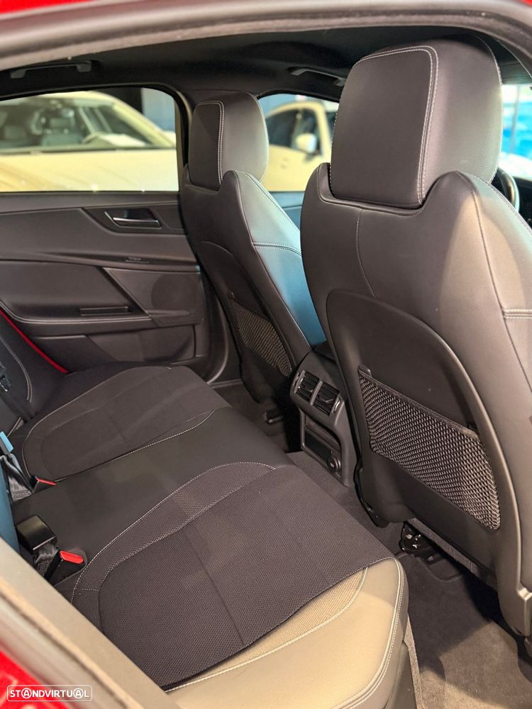 Jaguar XE 2.0 D R-Sport Aut. - 49