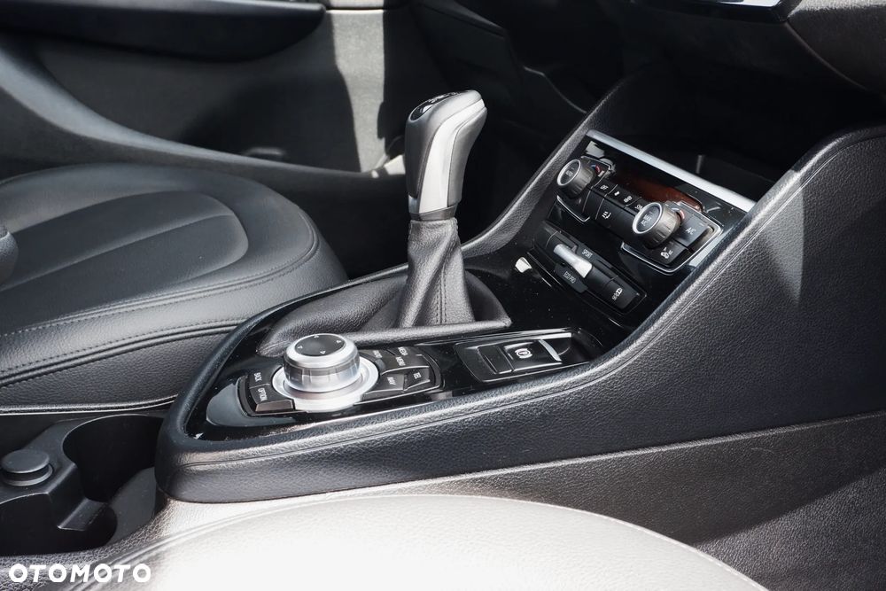 BMW Seria 2 216d Advantage - 7