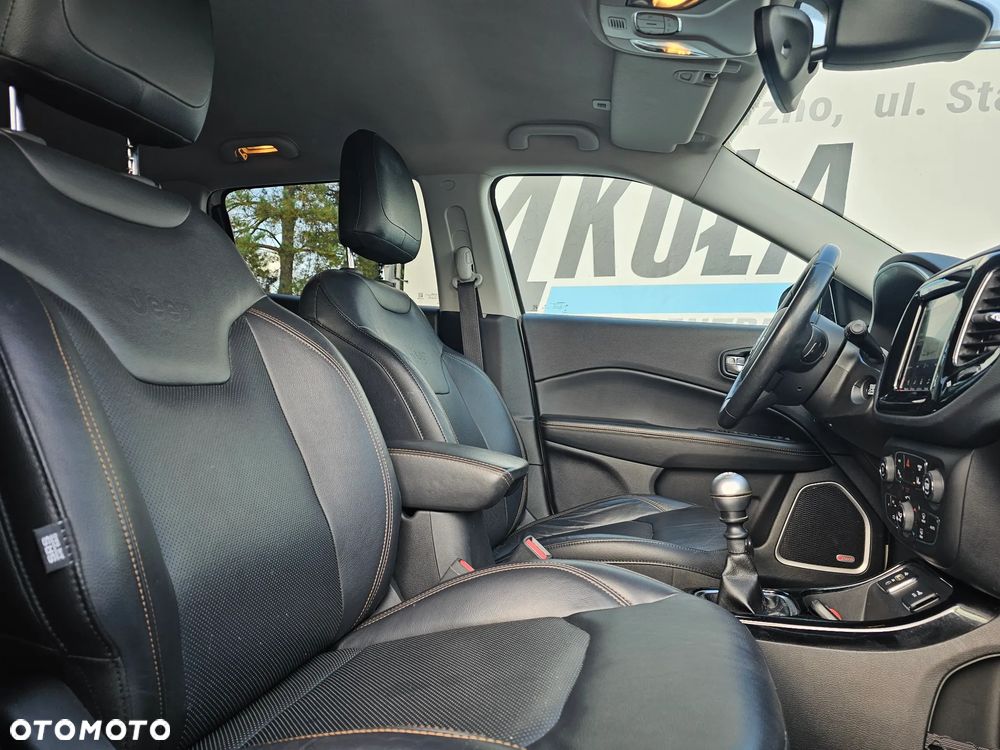 Jeep Compass 1.4 MultiAir Longitude - 14