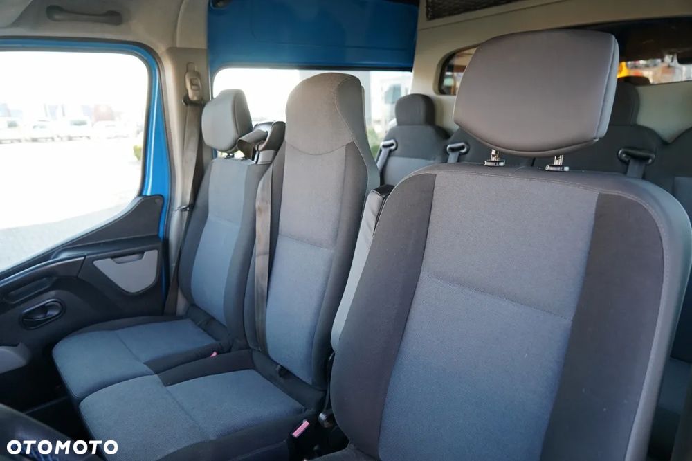 Renault MASTER / BLASZAK / FURGON / BRYGADÓWKA 7 MIEJSC  / SPROWADZONY - 25