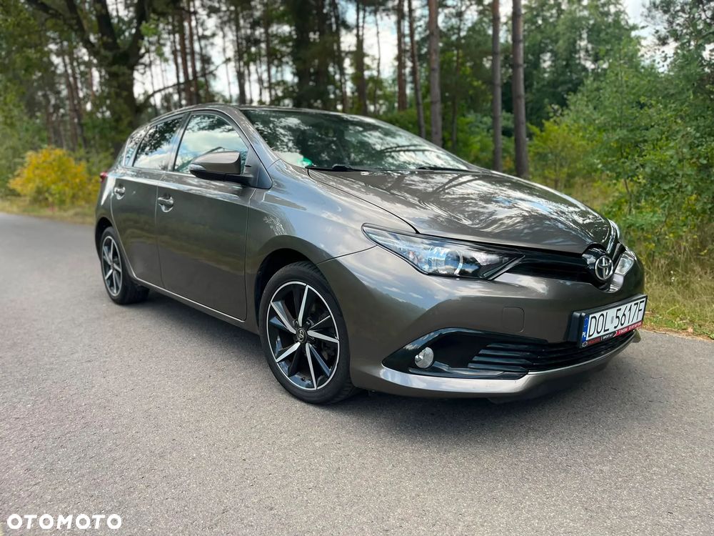 Toyota Auris 1.2 T Selection MS - 8