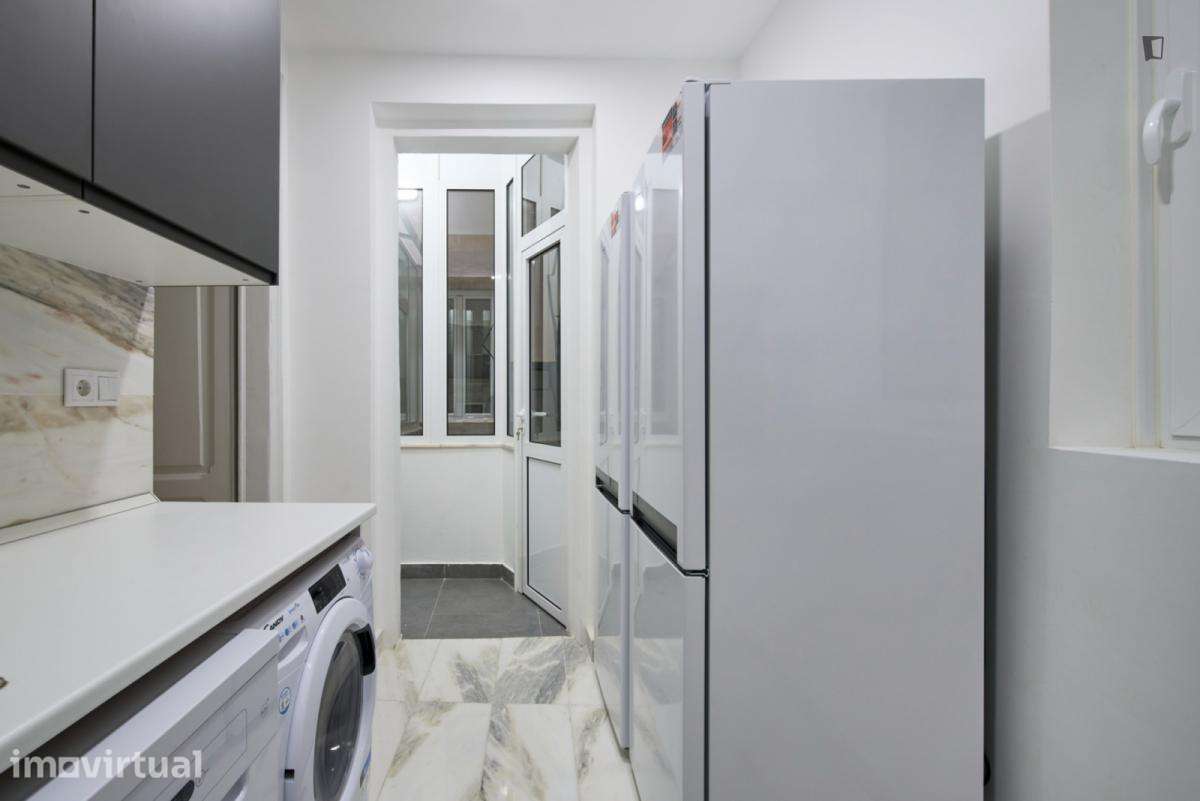 Quarto - localizado em Arroios Lisbon - Grande imagem: 3/28