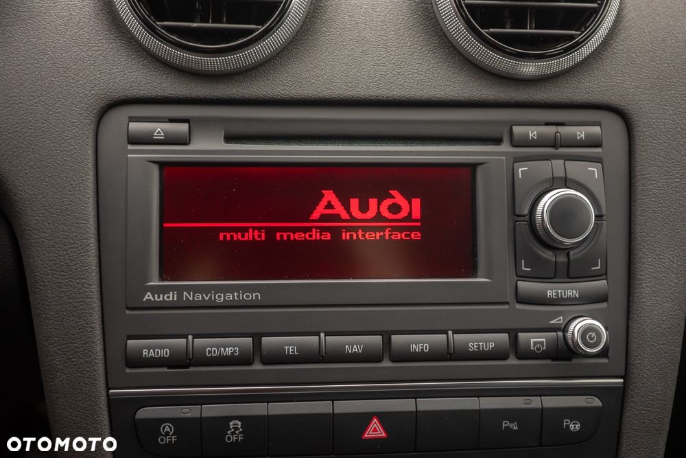 Audi A3 Sportback 2.0 TDI Ambiente - 28